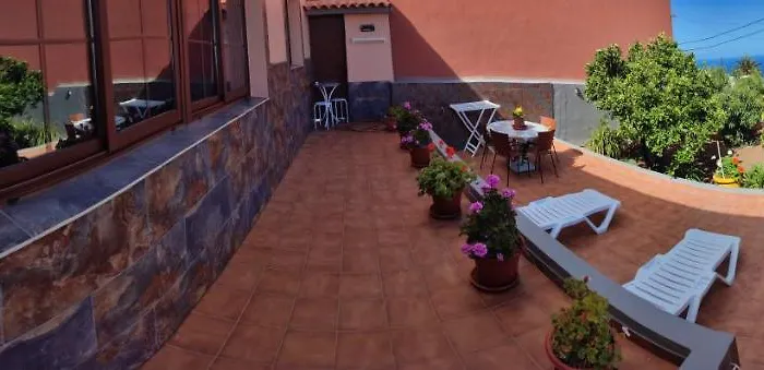 Rosa *